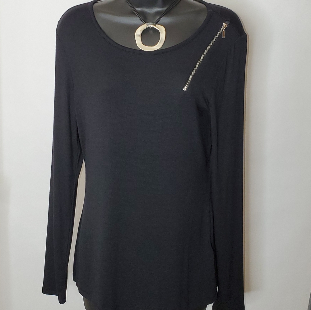 NWT INC International Concepts Black Tunic with Silver Zipper Small